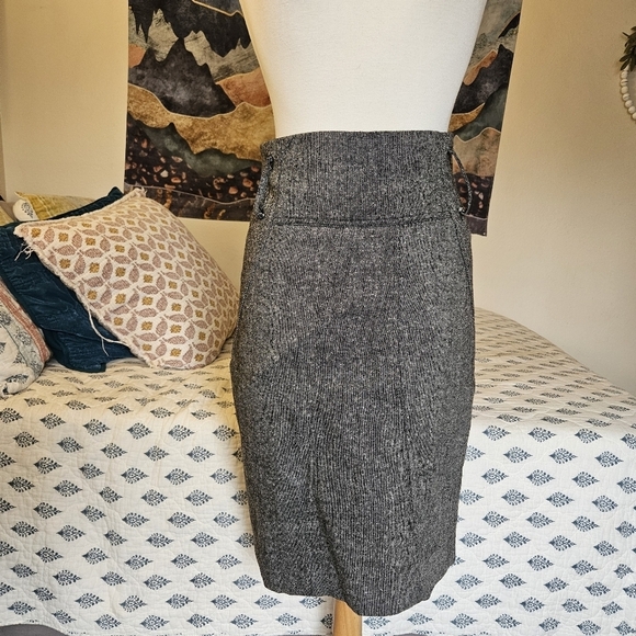Dalia Wool Pencil Skirt Size 4 Gray Herringbone High-Rise Career Classic Lined - Picture 3 of 10